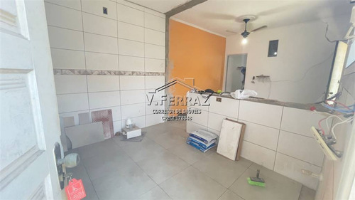 Imagem 9 de 15 de Casa, 2 Dorms Com 60 M² - Guilhermina - Praia Grande - Ref.: Mon385 - Mon385