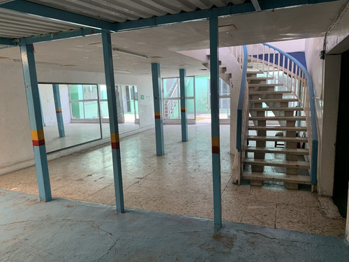 Casa Con Uso Desuelo En Venta En Jardin Balbuena, Cdmx