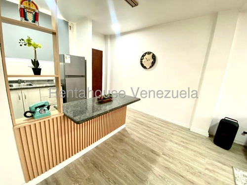 Oportunidad De Inversion En Los Palos Grandes - 25-23189 Angiee