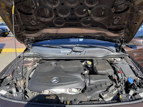 Imagen 22 de 22 de Mercedes Benz Gla 200 1.6