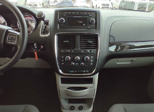 Imagen 11 de 15 de Dodge Grand Caravan 2020 5p Sxt