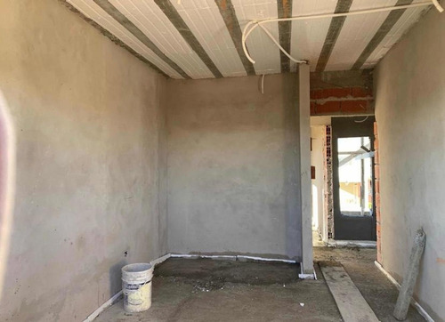 Imagen 6 de 16 de Casa En Venta En La Alameda Canning