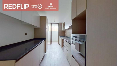 Imagen 8 de 20 de Av. Hacienda Macul/ Av. Quilín/ Metro Quilín