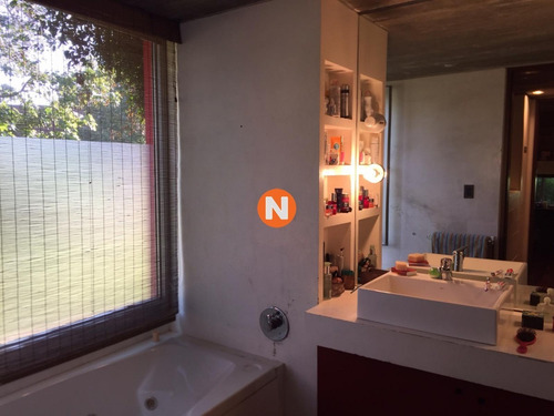Casa En Barrio Cerrado- Ref: 217056