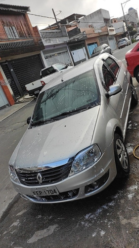 Renault Logan 2013 1.0 16v Expression Hi-flex 4p