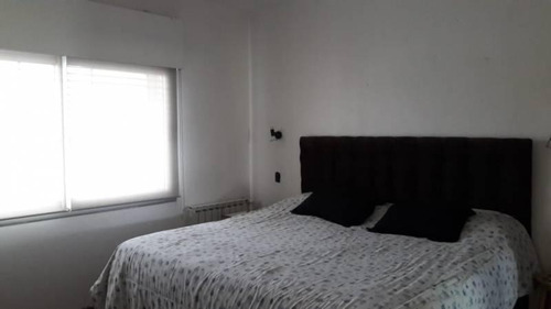 Imagen 9 de 21 de Amplia Casa En Hostal Del Sol En Venta.