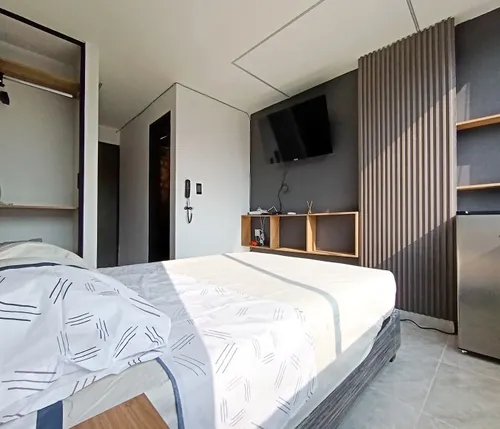 A La Venta Apartaestudio En San Fernado En Cuarto Piso Con Ascensor, Para Inversion De Rentas Cortas O De Larga Estancia, Totalmente Remodelado