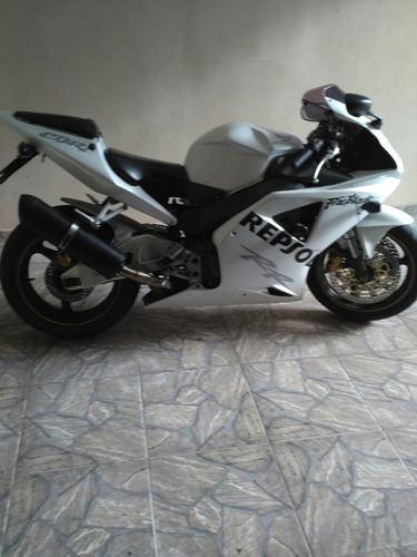 Honda Cbr 954