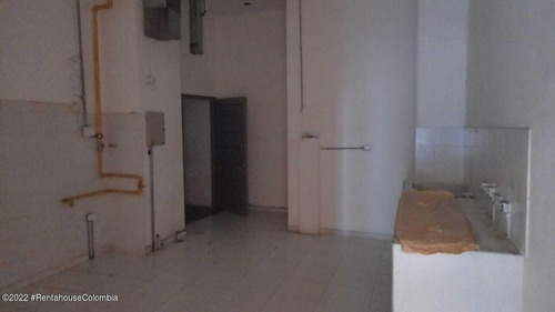 Imagen 2 de 3 de Vendo Comercial En Unicentro C.m 22-2144
