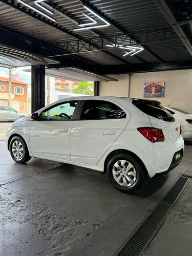 Chevrolet Onix 1.0 MPFI LT 8V FLEX 4P MANUAL