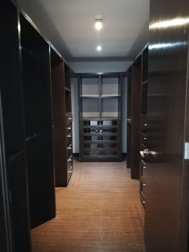 Departamento En Renta En Bosques De Las Lomas Con Terraza