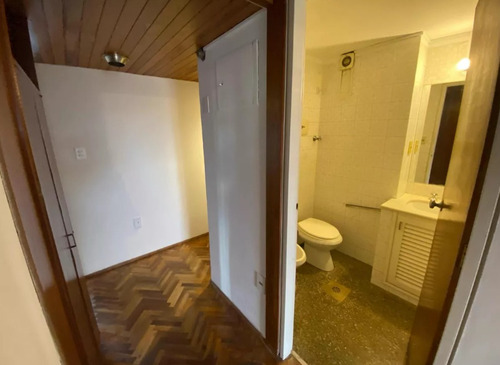 Apartamento En Alquiler Pocitos Nuevo 2 Dormitorios Próximo A Wtc Y Montevideo Shopping