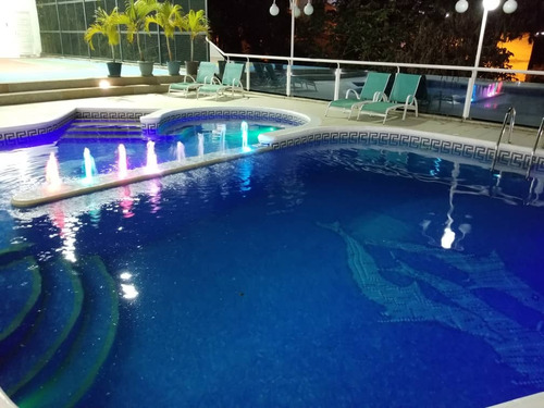 Imagen 4 de 9 de Se Vende Espectacular Casa En Colinas De Carrizal Khx
