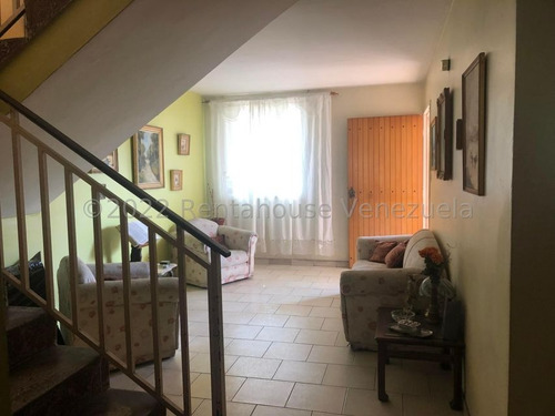 Imagen 3 de 13 de Casa En Venta En Tiuna Maracay Aragua 22-24233 Irrr
