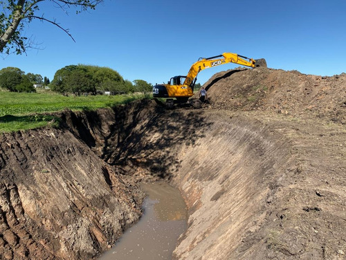 Imagen 2 de 4 de Excavaciones Demoliciones Tajamares Represas Canalizaciones