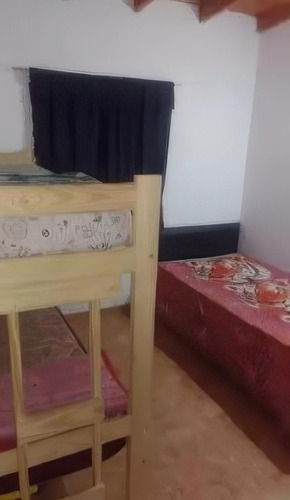 Casas En Venta - 2 Dormitorios 2 Baños - 250mts2 - Mar Del Tuyú