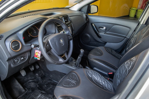 Imagen 4 de 15 de Renault Sandero Stepway 2017 1.6 Privilege 105cv Ab208 Lum