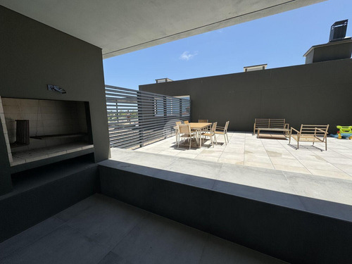 Venta Apartamento 2 Dormitorios Con Patio En Bilu Riviera - Carrasco