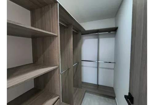 Aparta Estudio Amplio En Arriendo Av Centenario