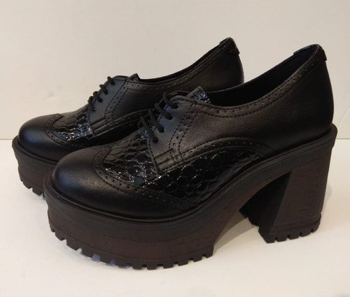 Zapato Acordonado Con Taco Savage 35 Al 40