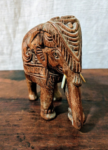 Antigua Figura Tallada Elefante (Usado)