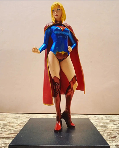 Supergirl New 52 Dc Comics Kotobukiya Artfx+ Estátua Statue