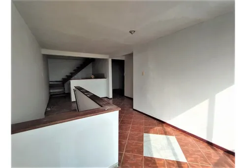 Venta De Casa Con Renta En José Restrepo