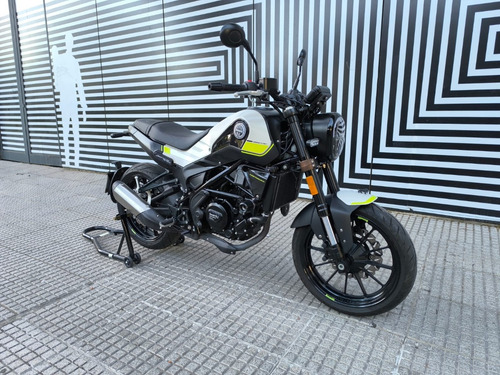 Benelli Leoncino 250