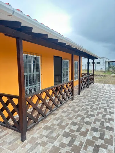 Propiedad Area Total 685 M2 Con Casa De 60m2
