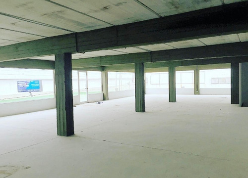 Local Comercial En Alquiler Ubicado En Esquina Sobre Ruta 205 Ezeiza