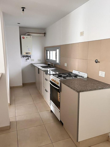 Departamento En Alquiler - La Plata