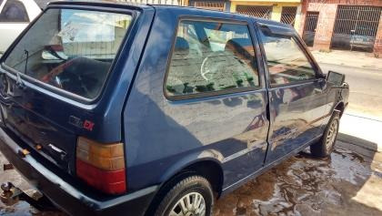 Imagem 1 de 8 de Sucata Fiat Uno Mille 99 1.0