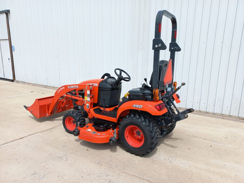Tractor Kubota 4x4 23 Hp Con Pastera Y Pala Frontal