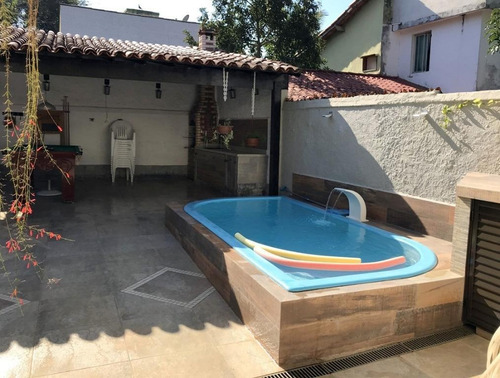 Casa Condomínio 3 Quartos, 2 Banheiros, Vaga, Perto Praia Itaipu - Ca1105