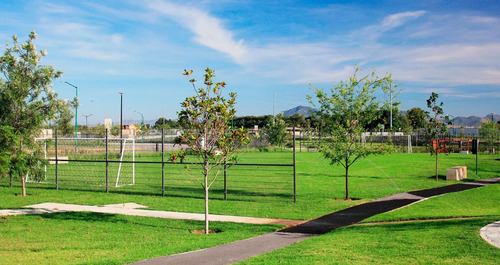 Terrenos En Venta En La Zona De Solares