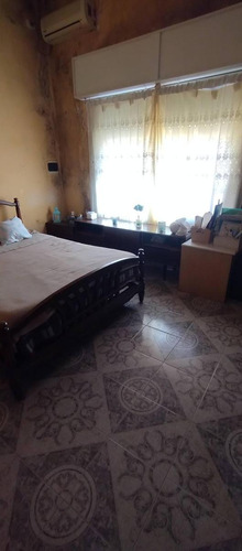 Casa En Venta - 1 Dormitorio 1 Baño - San Martín