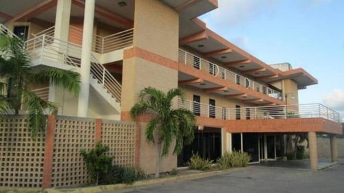 Imagen 3 de 30 de Hotel En Venta En Puerto Cabello, Cumboto Cod. 165344