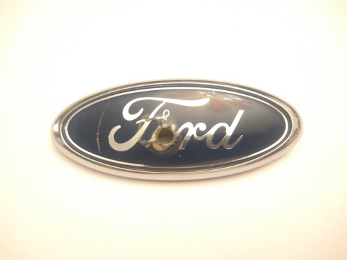 Emblema Parrilla Ford Fiesta Usado Original 9.3cm * 3.4cm