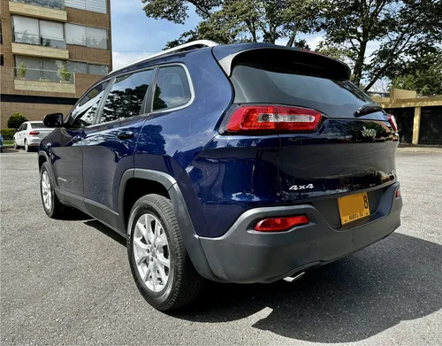 Jeep Cherokee 3.2 Longitude
