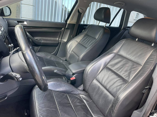Volkswagen Jetta 2.5 I Variant 20v 170cv Gasolina 4p Tiptro