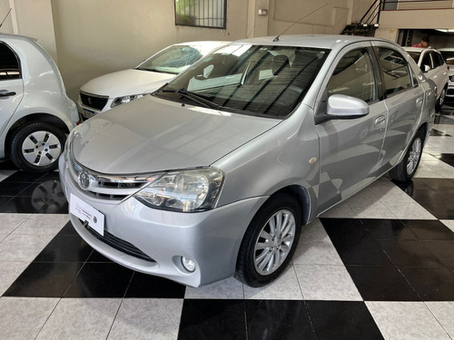 Toyota Etios 1.5 Sedan Xls