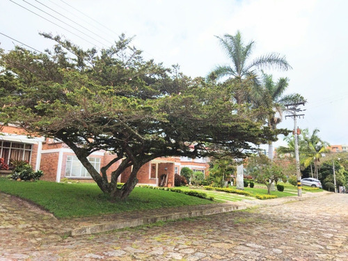 Imagen 20 de 25 de Amplia Casa Campestre, Conjunto Cerrado. Excelente Ubicación. Precio Negociable!!!