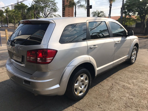 Imagem 4 de 9 de Journey Se 2.7 V6 185cv Aut.