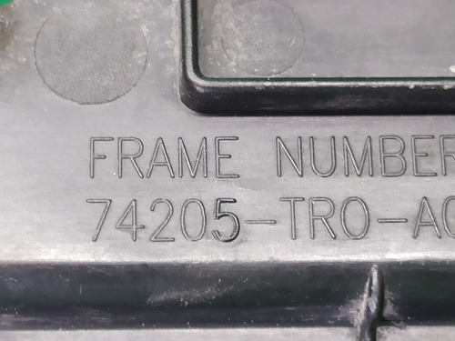 Vista Tapa Frame Number Frontal Derecho Honda Civic Mod 2013 (Usado)