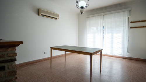 Venta De Casa 4 Ambientes En Haedo Sur