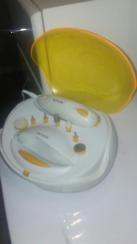 Revlon Spa Manicure Y Pedicure (Usado)