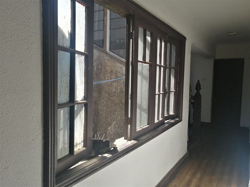 Casa En Arriendo De 11 Dorm. En Santiago