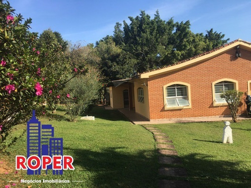 Chácara Em Salto De Pirapora-sp Com 11537,95m² Pronta Para Morar, Localizada Num Condomínio Fechado Com Mercado E Acesso Asfaltado, Há 10km Do Centro. - Ch00964 - 69011092