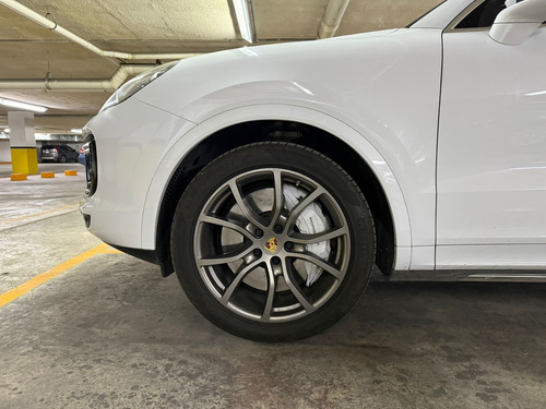 Porsche Cayenne 4.9 Turbo At
