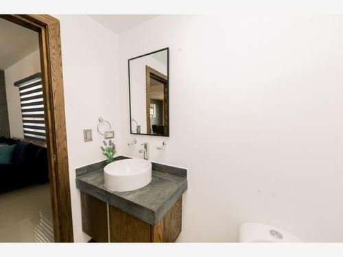Imagen 8 de 12 de Casa Sola En Venta Calzada Del Bosque